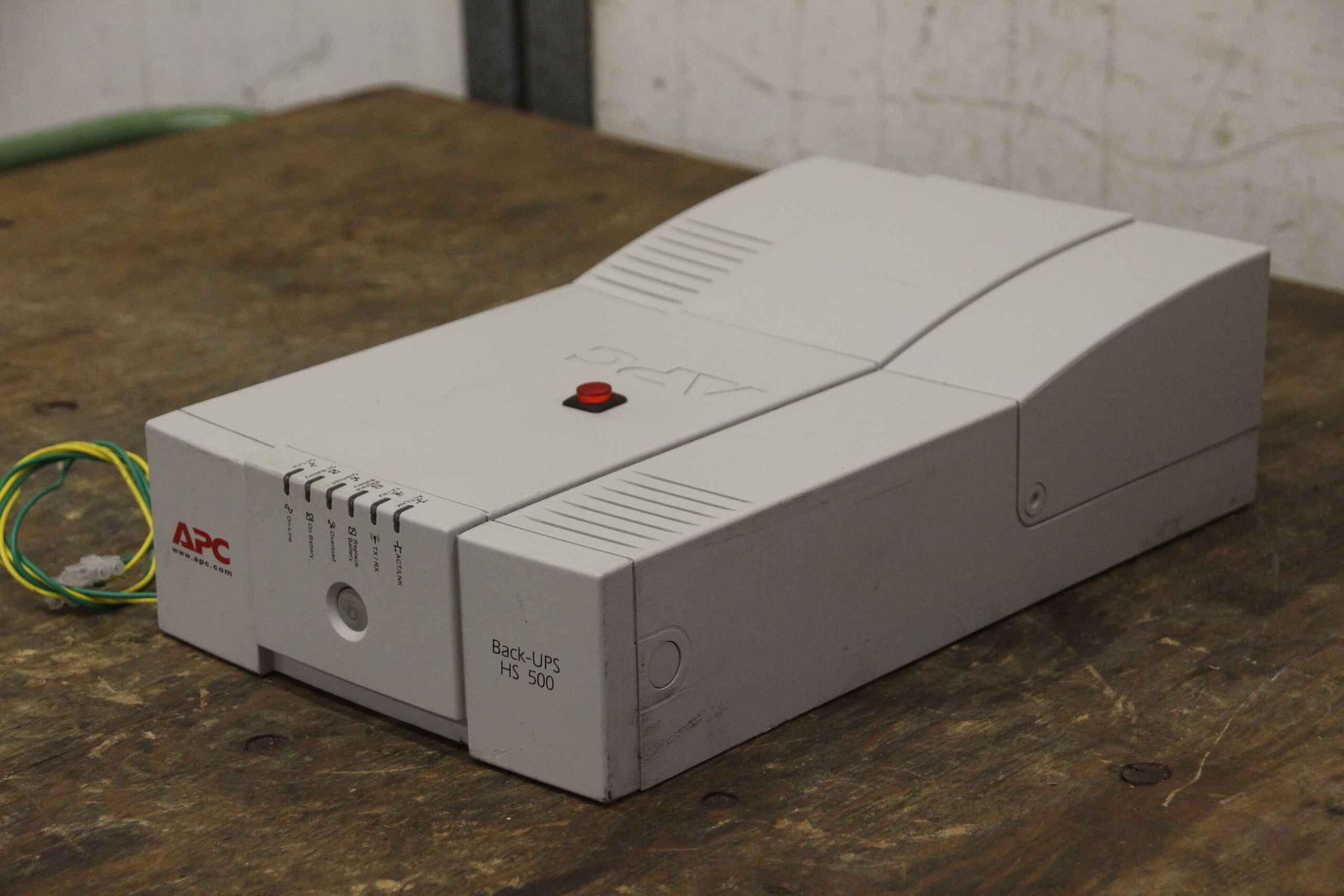 Stromversorgung von APC - Back-UPS HS 500