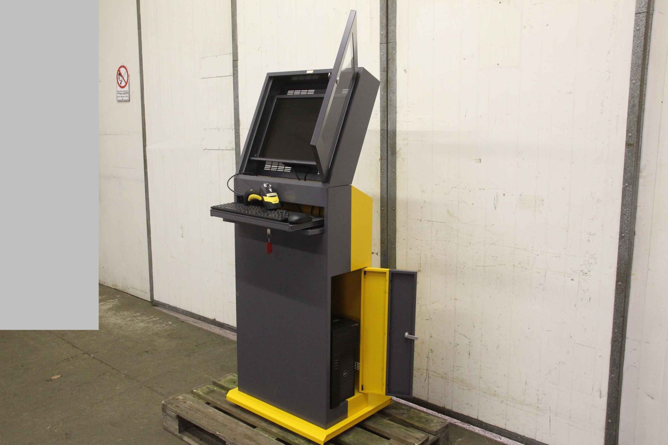 Bedienpult von I/O Control - 505/640/H1600 mm