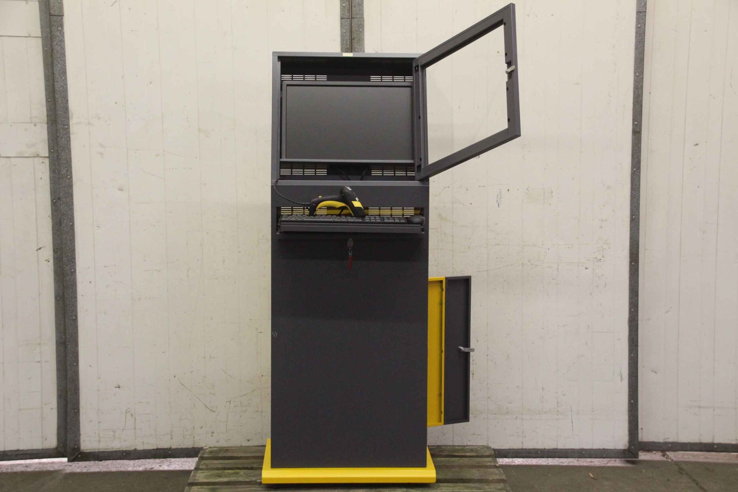 Bedienpult von I/O Control - 505/640/H1600 mm – Bild 3