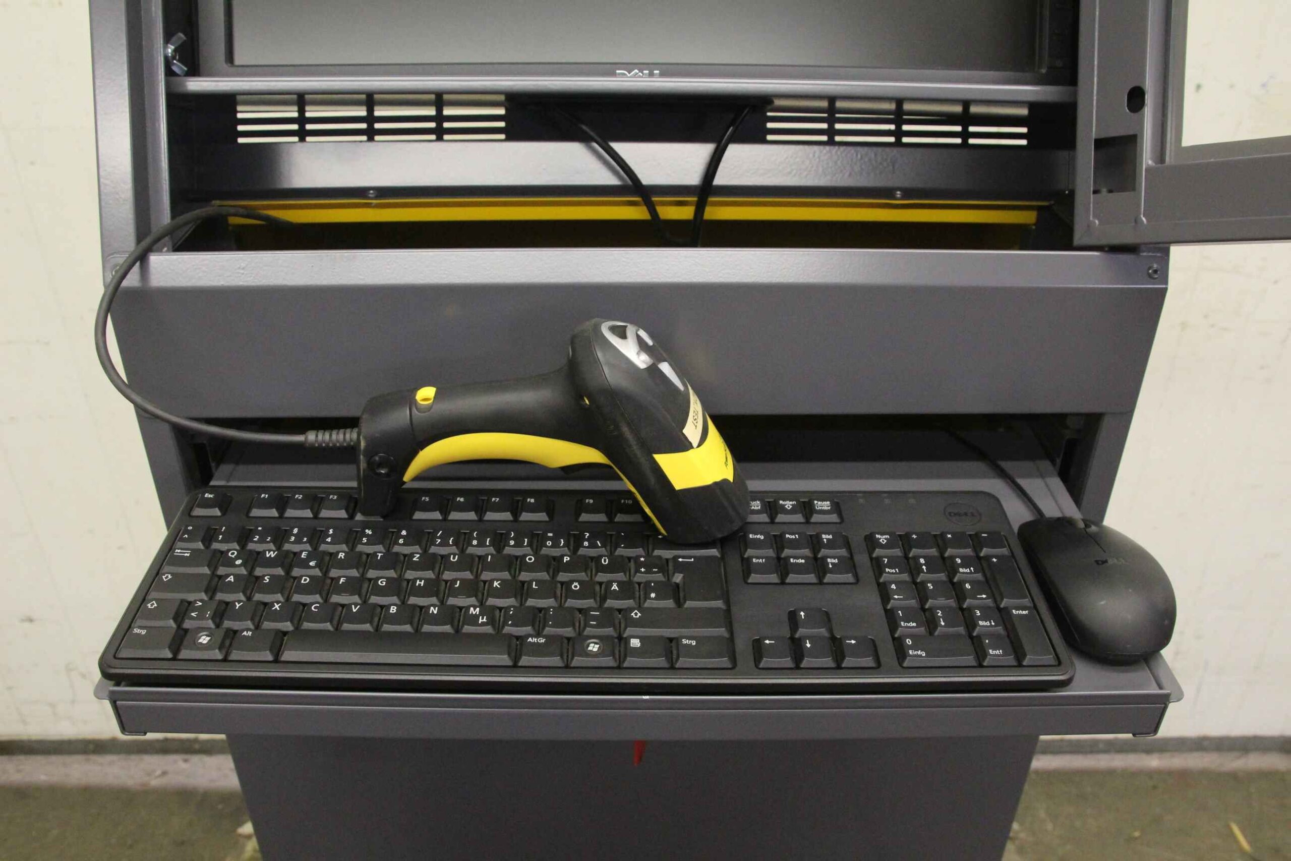 Bedienpult von I/O Control - 505/640/H1600 mm – Bild 4