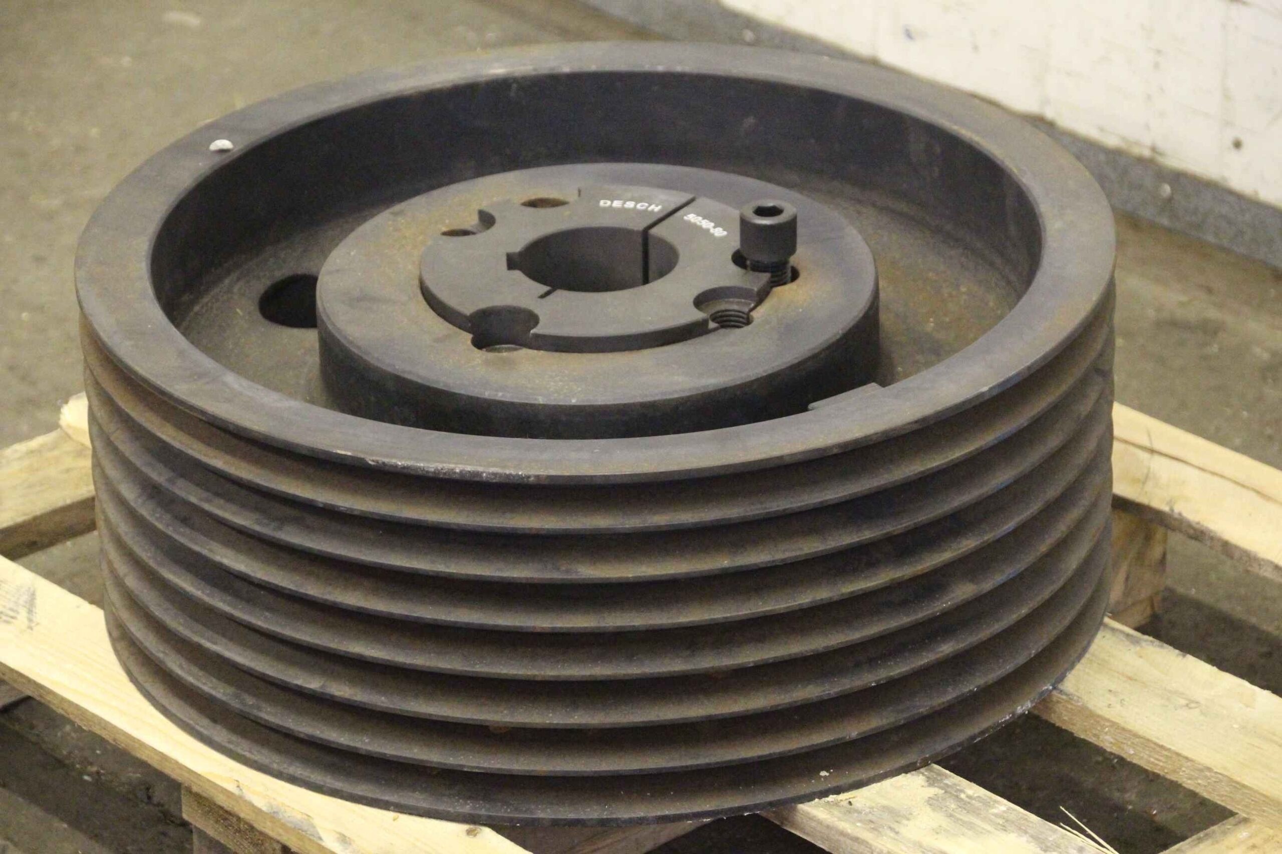 Keilriemenscheibe 7 rillig von Guss - SPC 510-7 (22 mm)