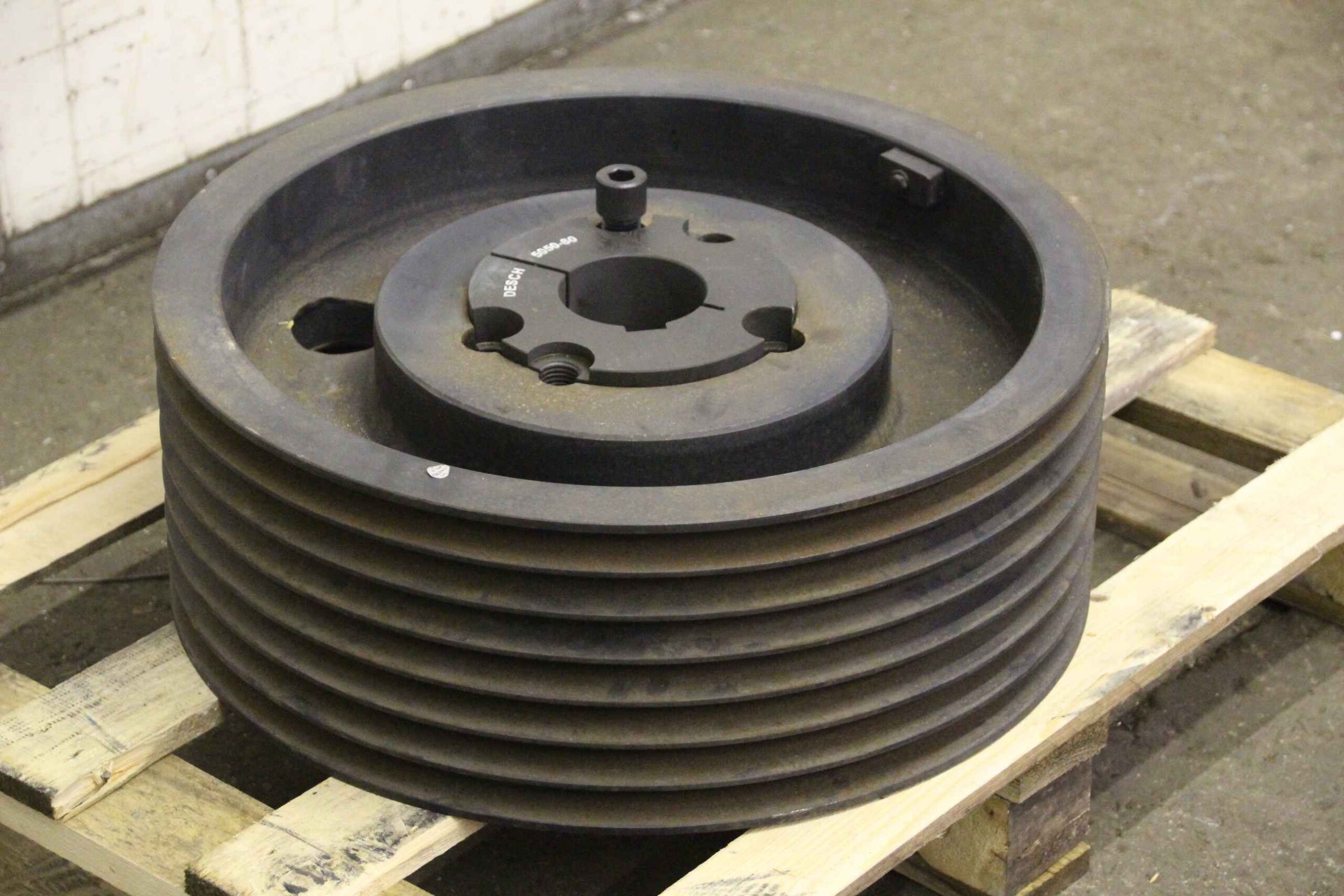 Keilriemenscheibe 7 rillig von Guss - SPC 510-7 (22 mm) – Bild 2