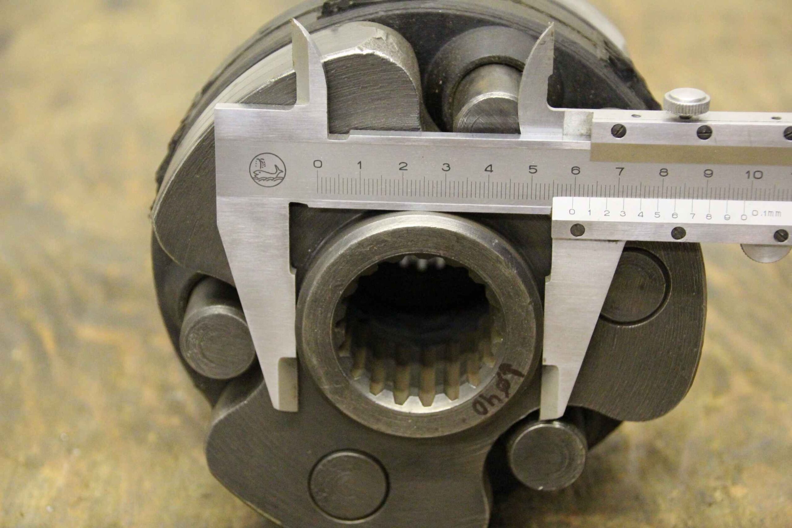 Klauenkupplung von unbekannt - Zahnwelle Durchmesser 40/30 mm – Bild 4