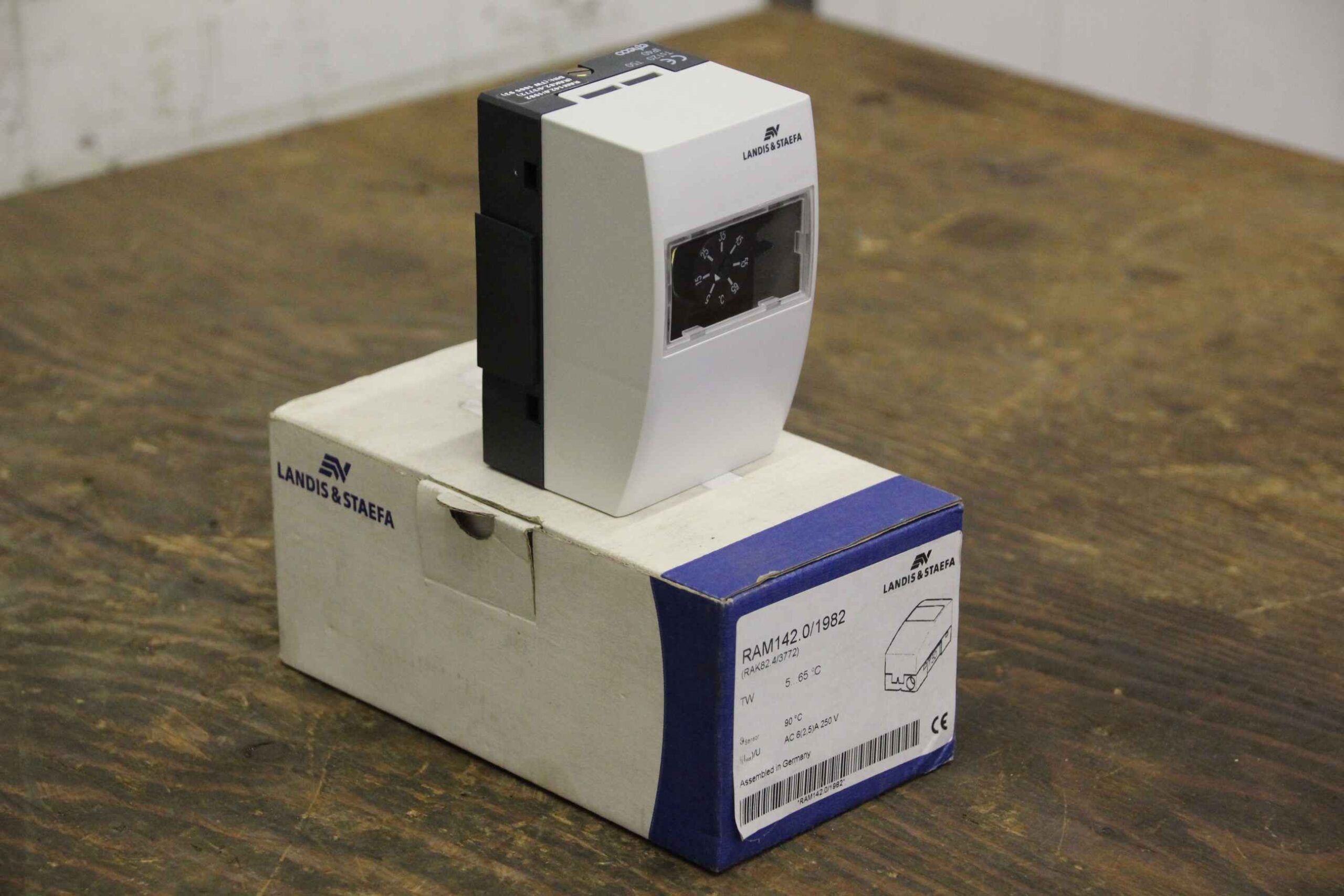 Temperaturregler von Landis&Staefa - RAM142.0/1982 – Bild 2