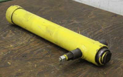 Teleskopzylinder von unbekannt - Hub 990 mm