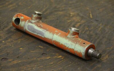 Hydraulikzylinder von unbekannt - Hub 100 mm