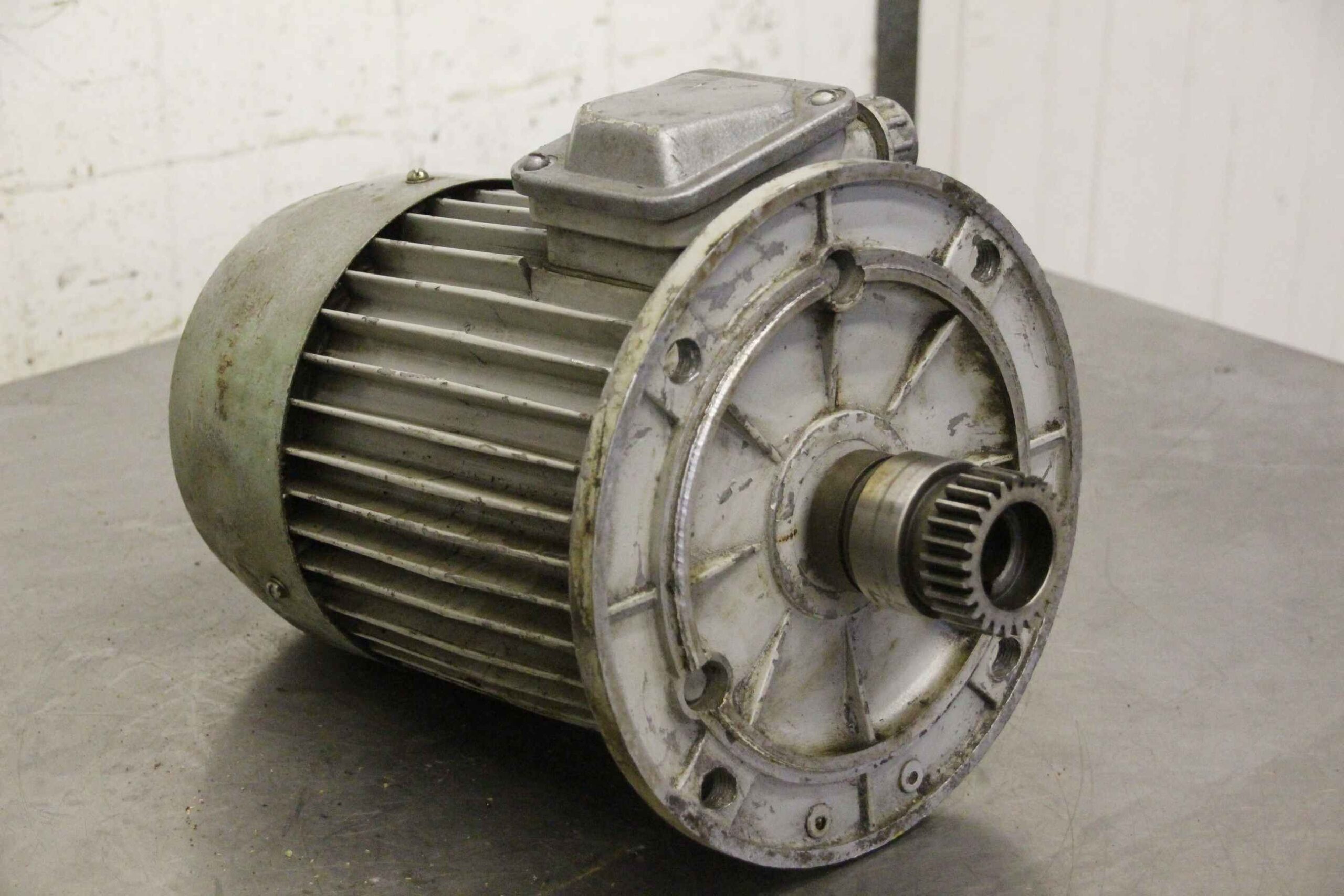 Elektromotor 2,2 kW 1420 U/min von unbekannt - 4AX90L4Y3 – Bild 8
