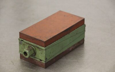 Fixatoren 2 Stück von unbekannt - 61-71 mm