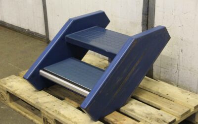 Maschinentreppe von Stahl - 760/590/H400 mm