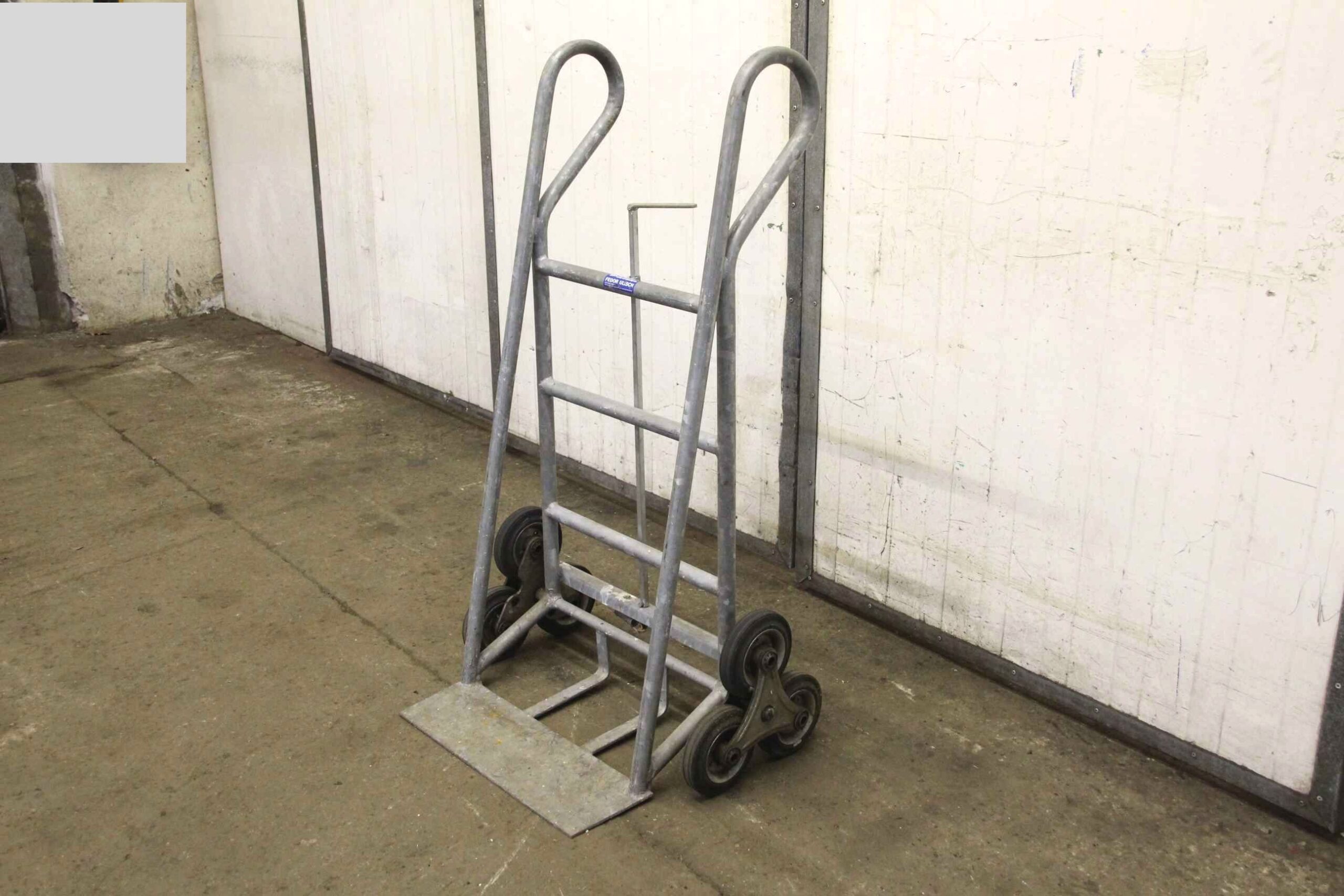 Treppenkarre von Fedor Ulisch - Breite Schaufel