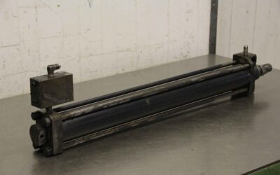 Alternative view of Hydraulikzylinder von Amada - Hub 585 mm