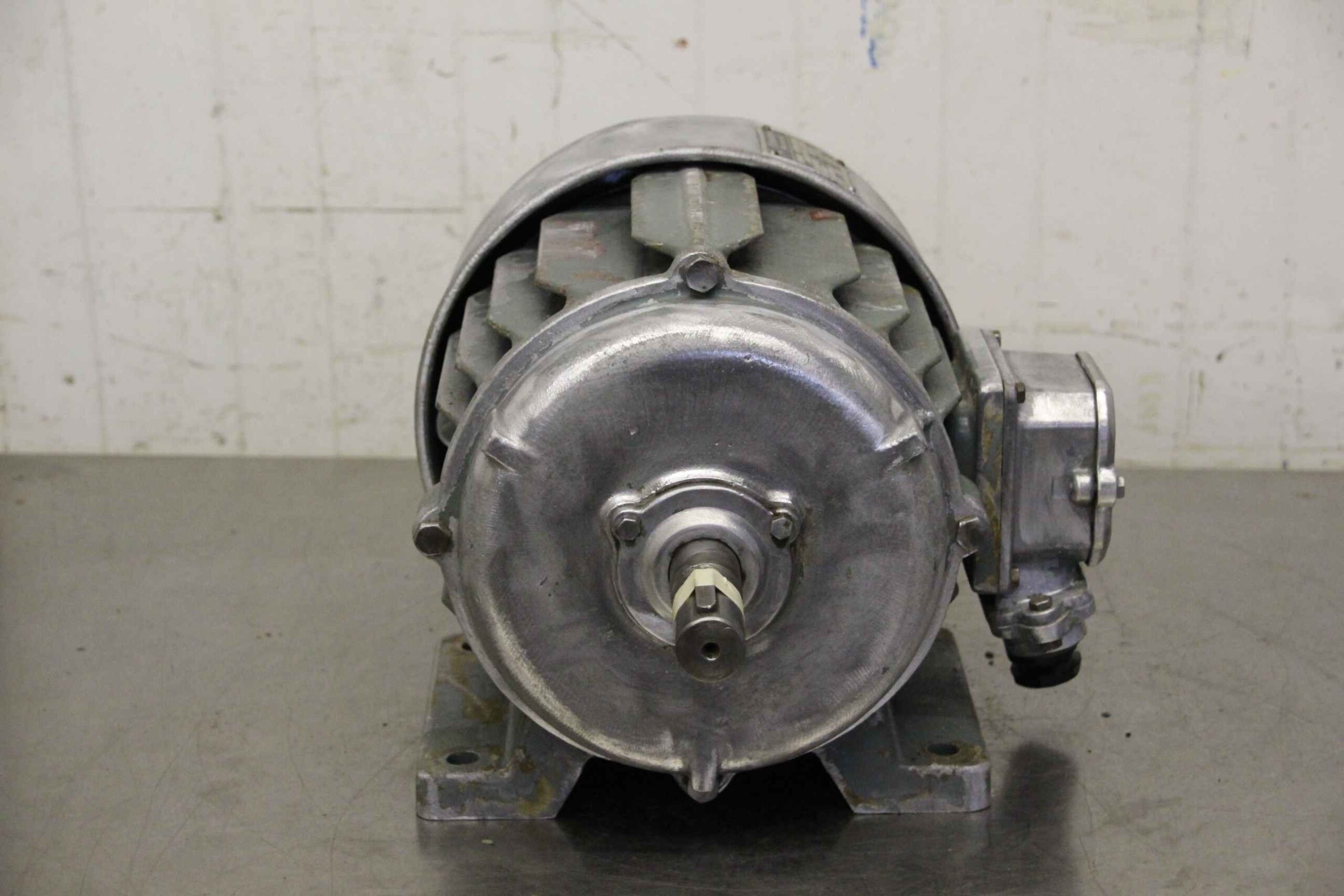 Elektromotor 2,6 kW 1410 U/min von VEM - ALK 37/4M – Bild 3