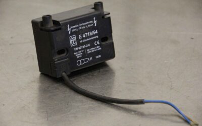 Alternative view of Zündtrafo von Kromschröder - E 4718/54