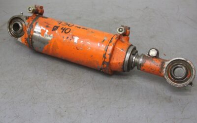 Hydraulikzylinder von unbekannt - Hub 130 mm