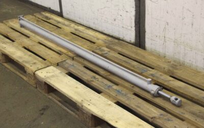 Hydraulikzylinder von GSL German Standard Lift - D040025-Z2  Hub 1590 mm