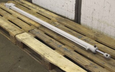 Hydraulikzylinder von GSL German Standard Lift - D040025-Z2  Hub 1590 mm