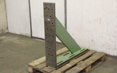 Aufspannwinkel mit Gewindebohrung M20 von unbekannt - 995/197/H995 mm