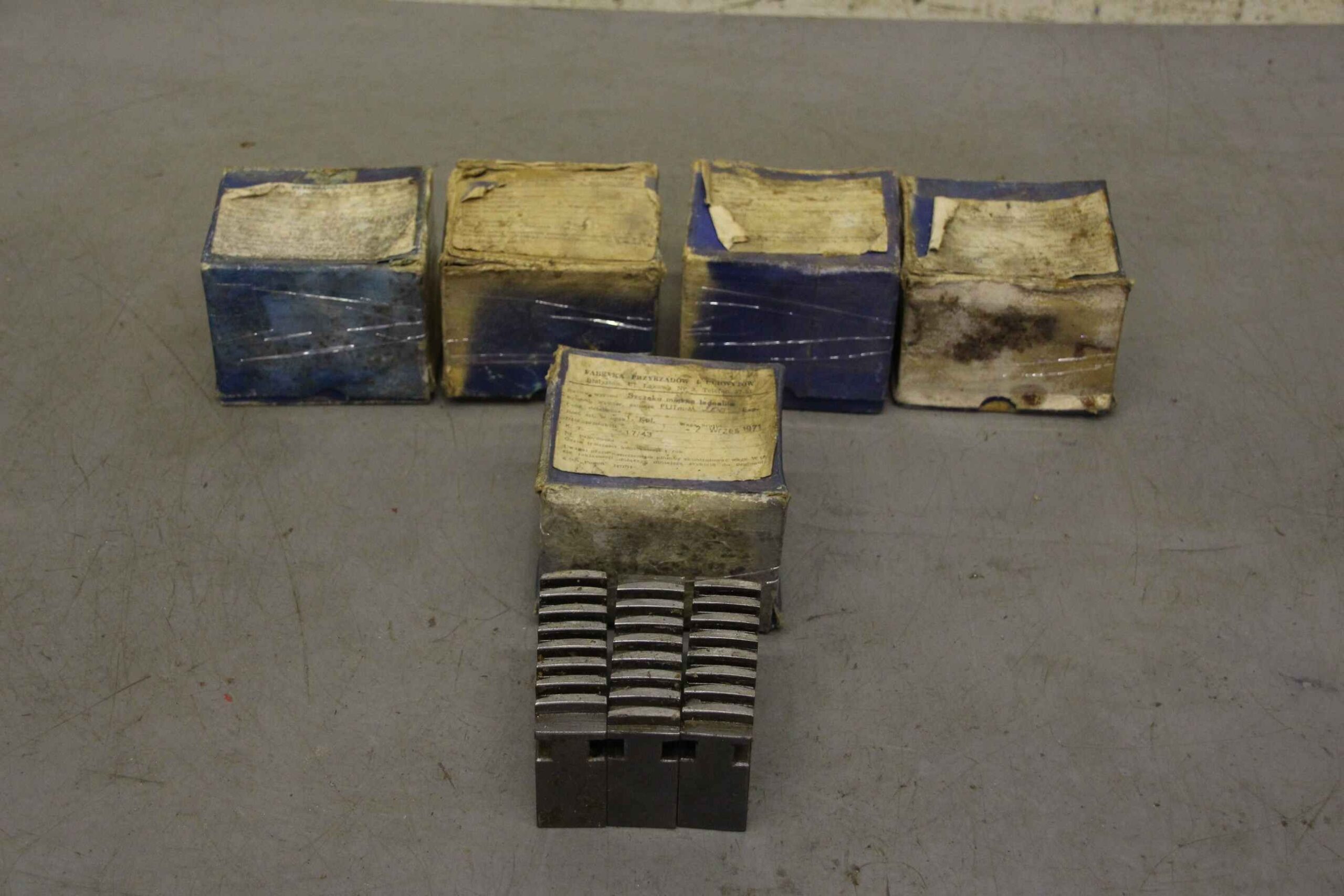 Wechselbacken von Fabryka Przyrzadow - Breite 25 mm PUTm-M 200 – Bild 6