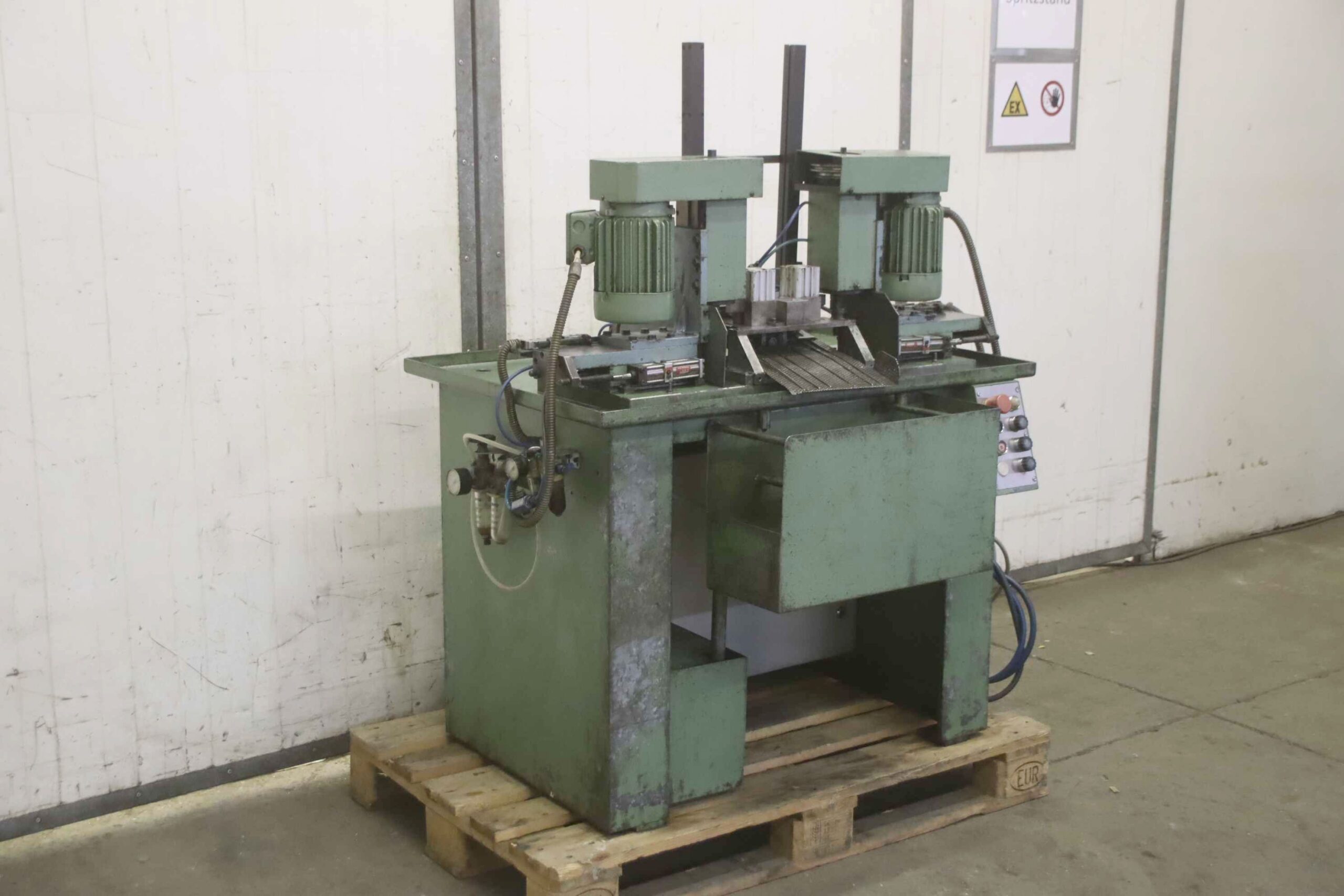 Fräsautomat Zweispindel von unbekannt - Zweispindel-Fräsmaschine – Bild 2