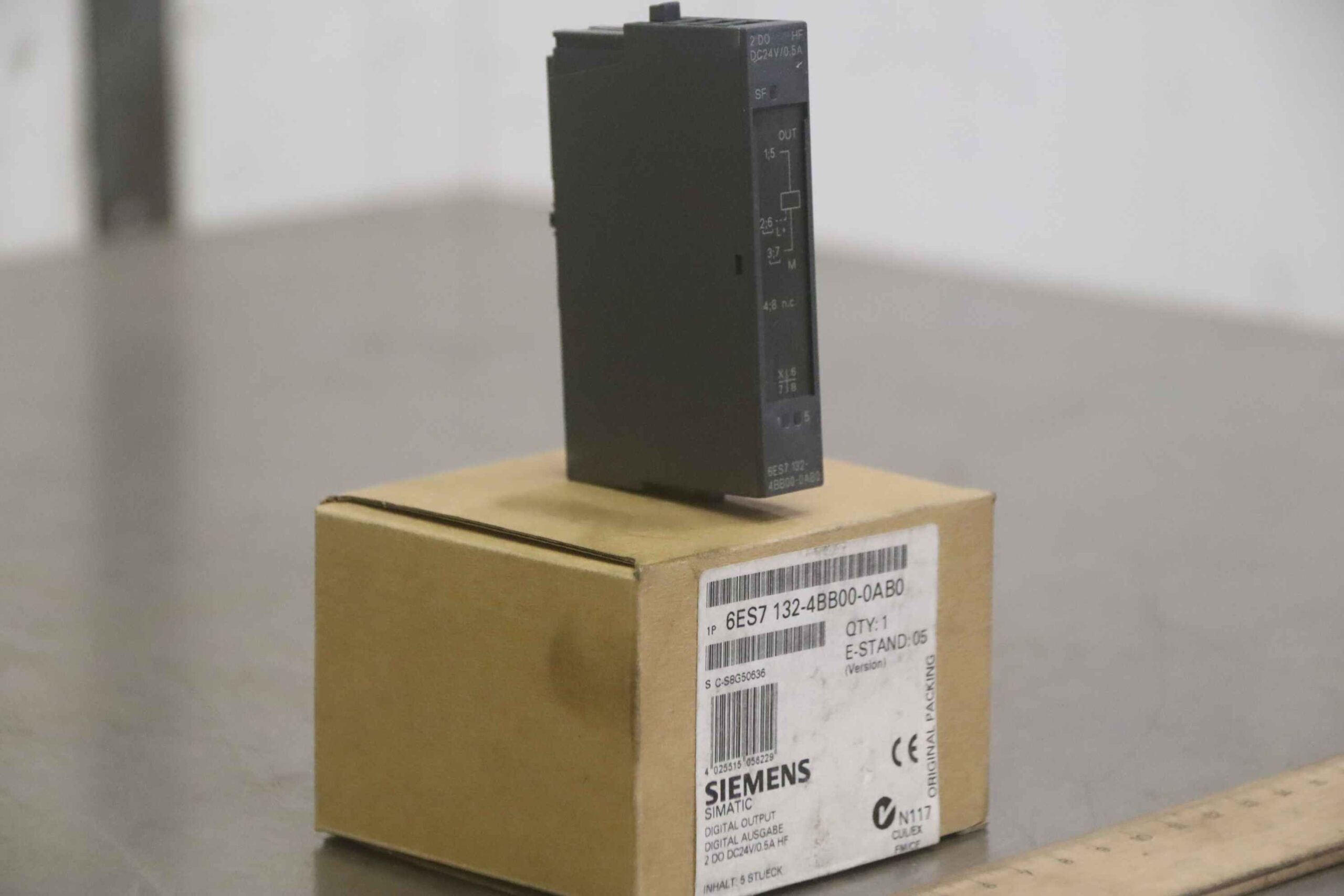 Elektronikmodule ET 200S 5 Stück von Siemens - 6ES7 132-4BB00-OABO – Bild 3