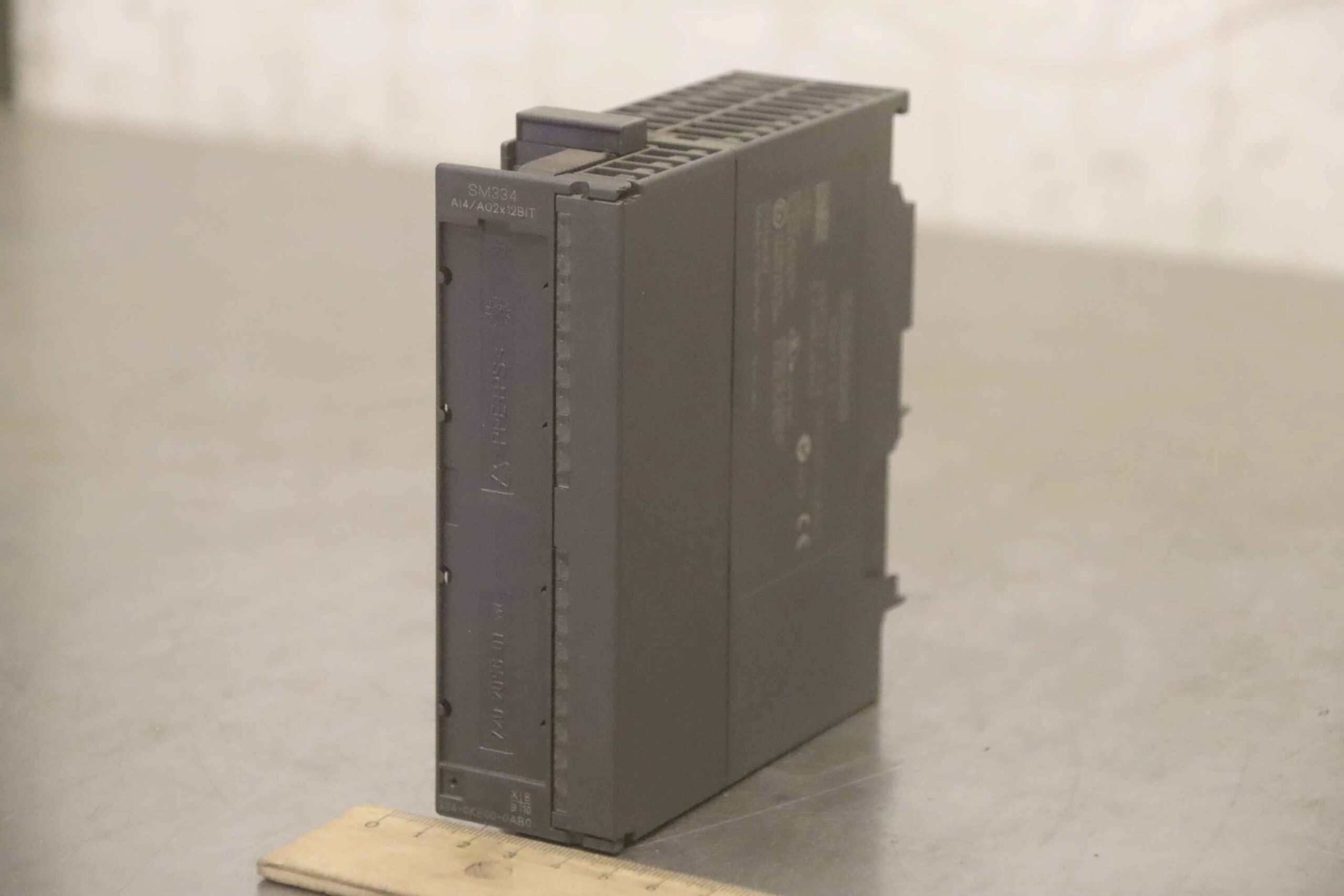 Analogbaugruppe von Siemens - 6ES7 334-OKEOO-OABO