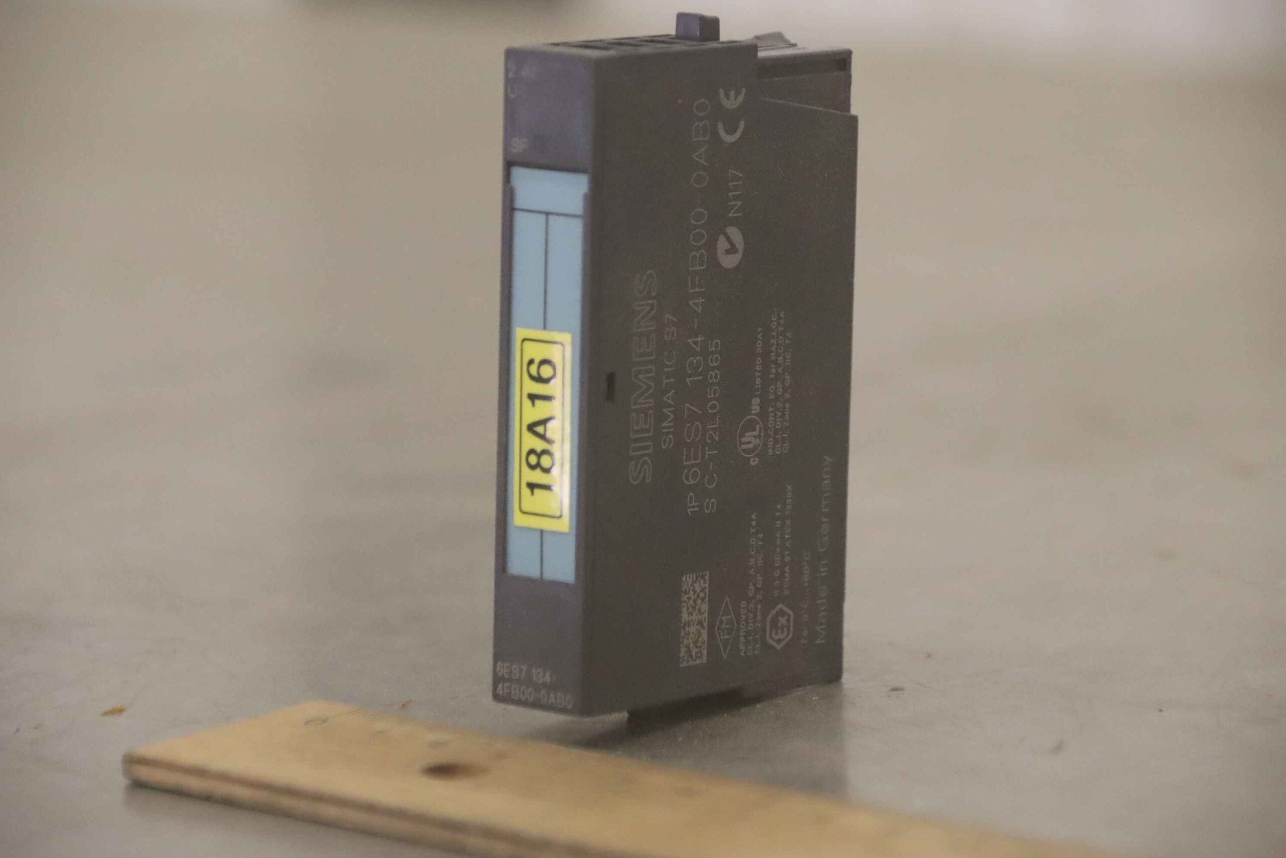 Elektronikmodule ET 200S von Siemens - 6ES7 134-4FB00-OABO