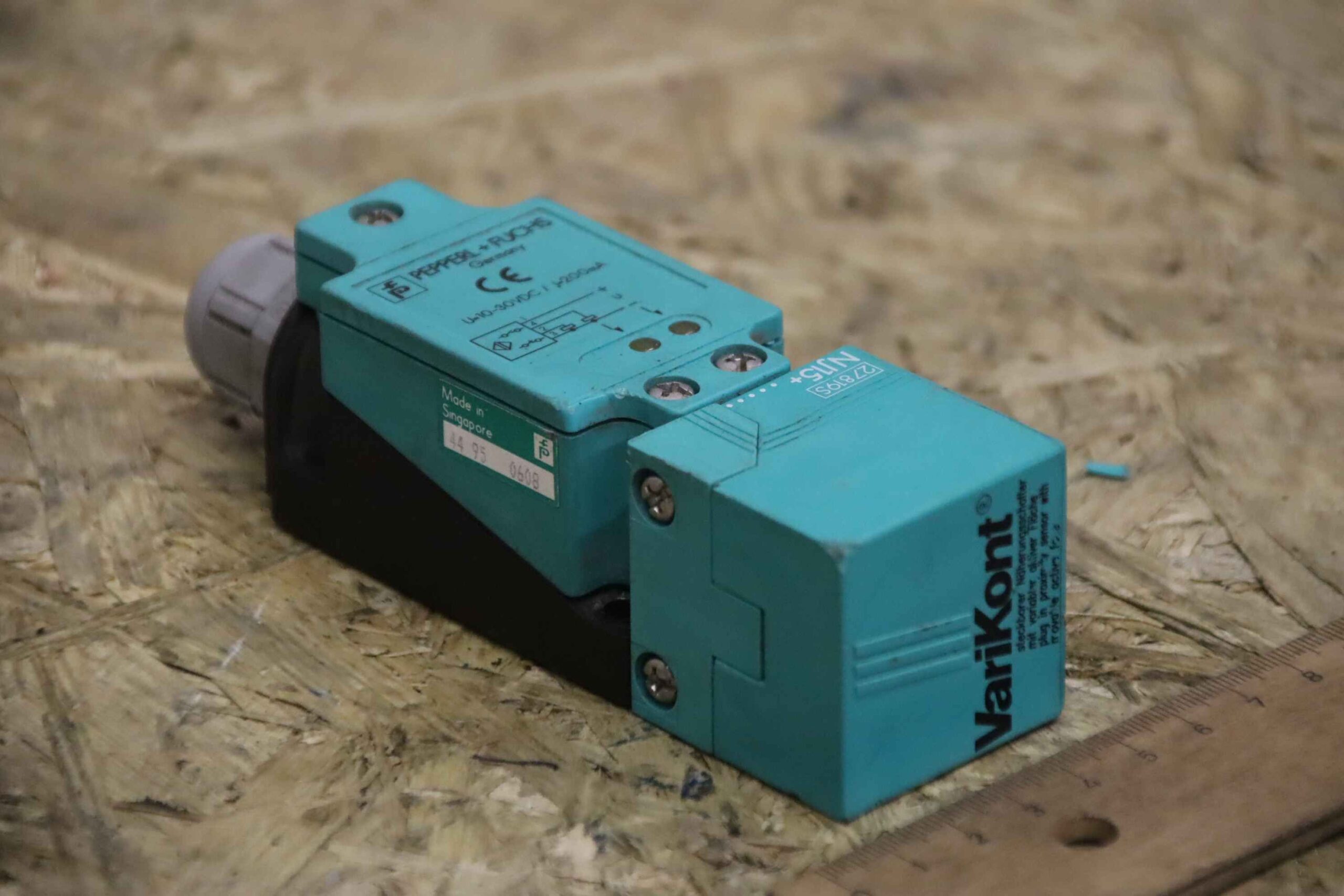 Näherungsschalter von Pepperl+Fuchs - Varikont NJ15+ – Bild 7