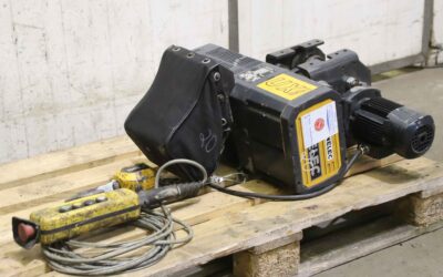 Alternative view of Kettenzug mit Fahrwerk 1000 kg von Unelec - UX 200UX100 24V2