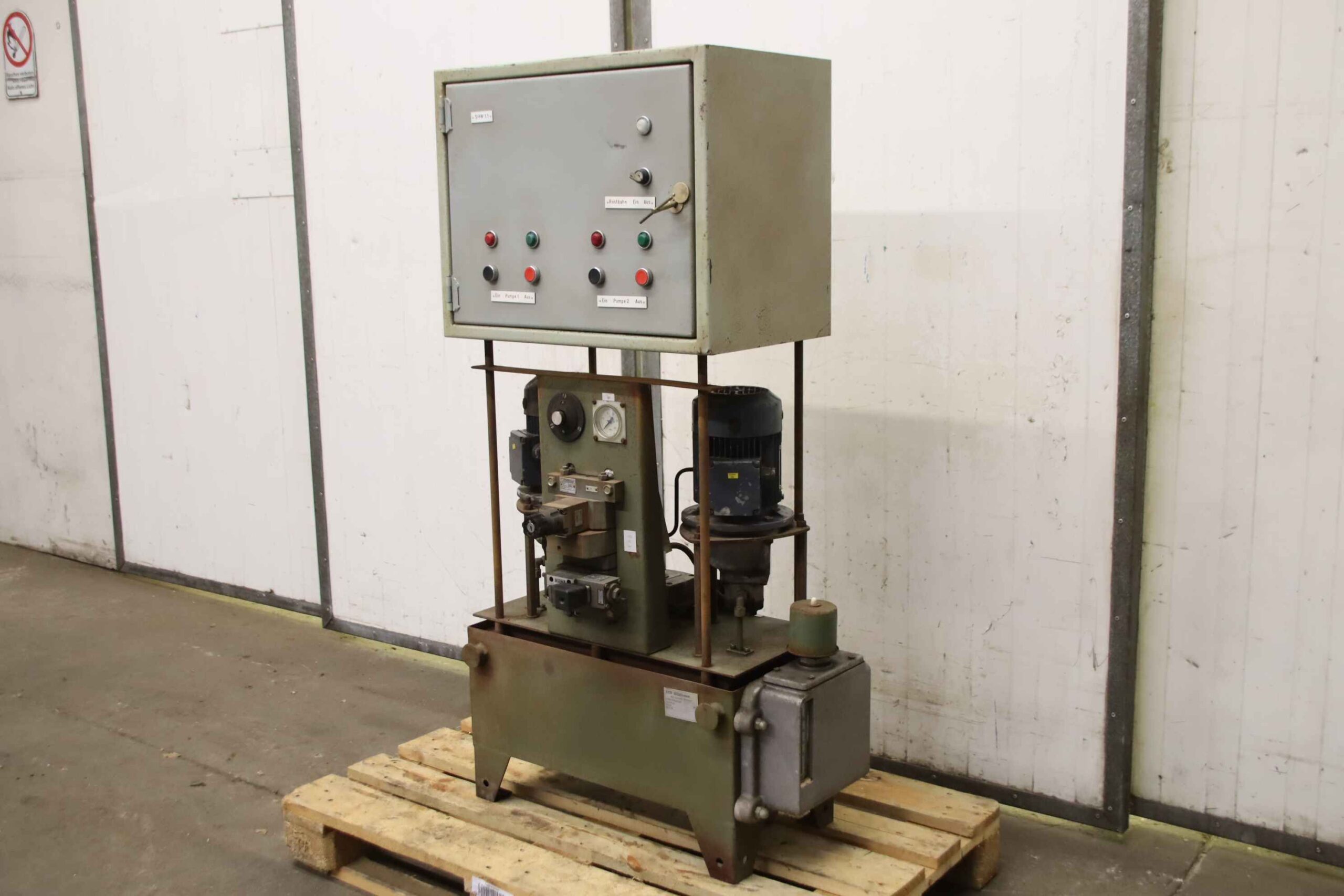 Hydraulikaggregat 2x 0,55 kW 1360 U/min von Orsta - 12l / 200 bar