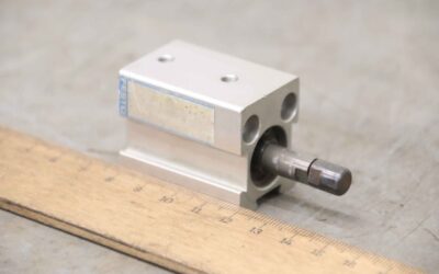 Kompaktzylinder von Festo - Hub 10 mm