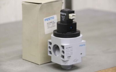 Alternative view of Pneumatikventil von Festo - HEE-D-MIDI-24