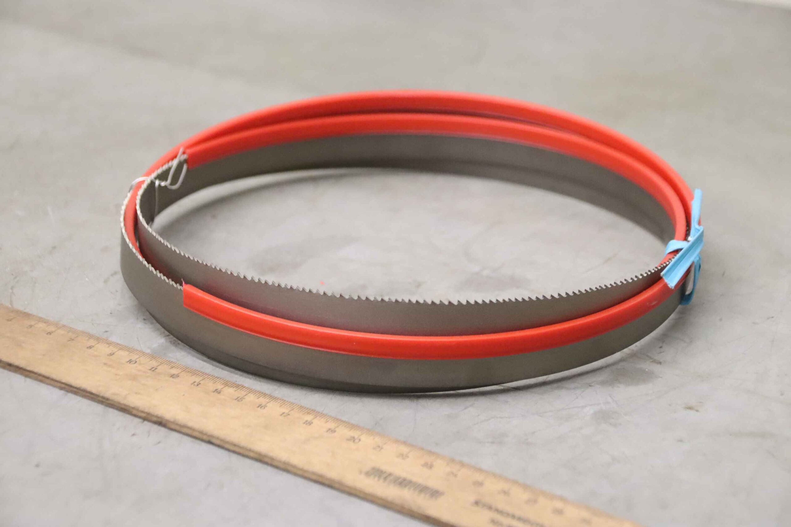 Metallbandsägeblatt 2060x20x0,9 ZpZ 8/12 von Eyltool - M42