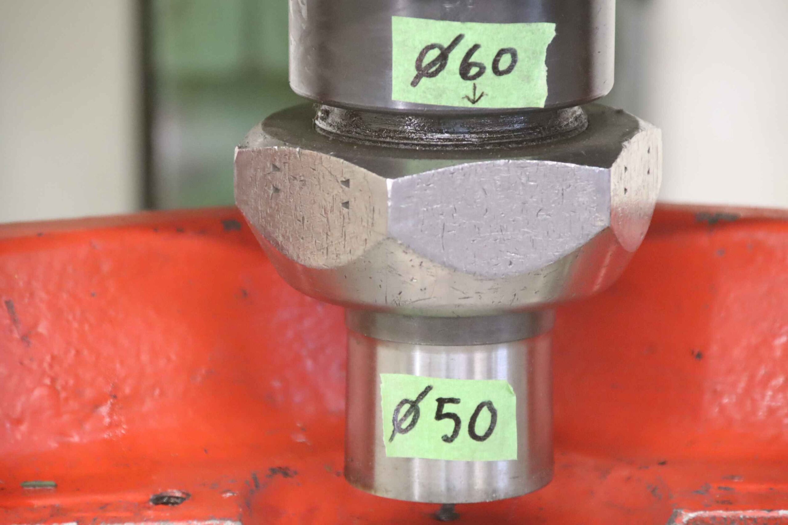 Lochstanze 100 to mit Koordinaten-Tisch von Mubea - KL 100 mit Digitalanzeige – Bild 7