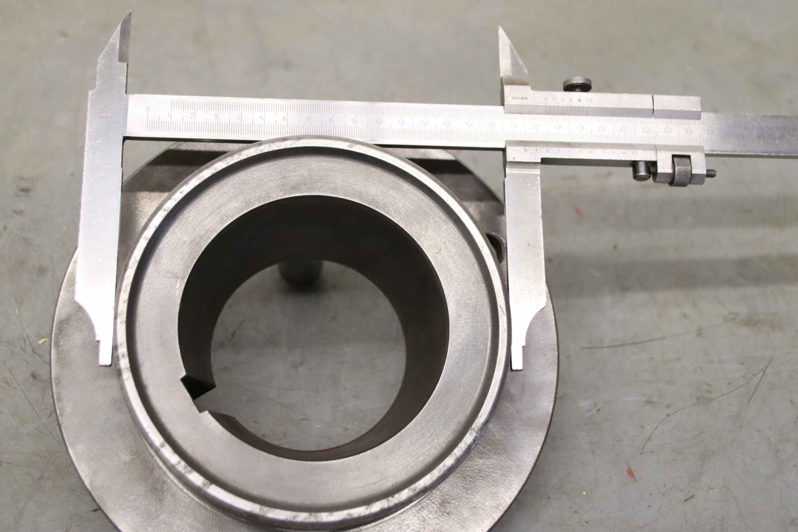 Mitnehmerflansch von unbekannt - Durchmesser 230 mm – Bild 8