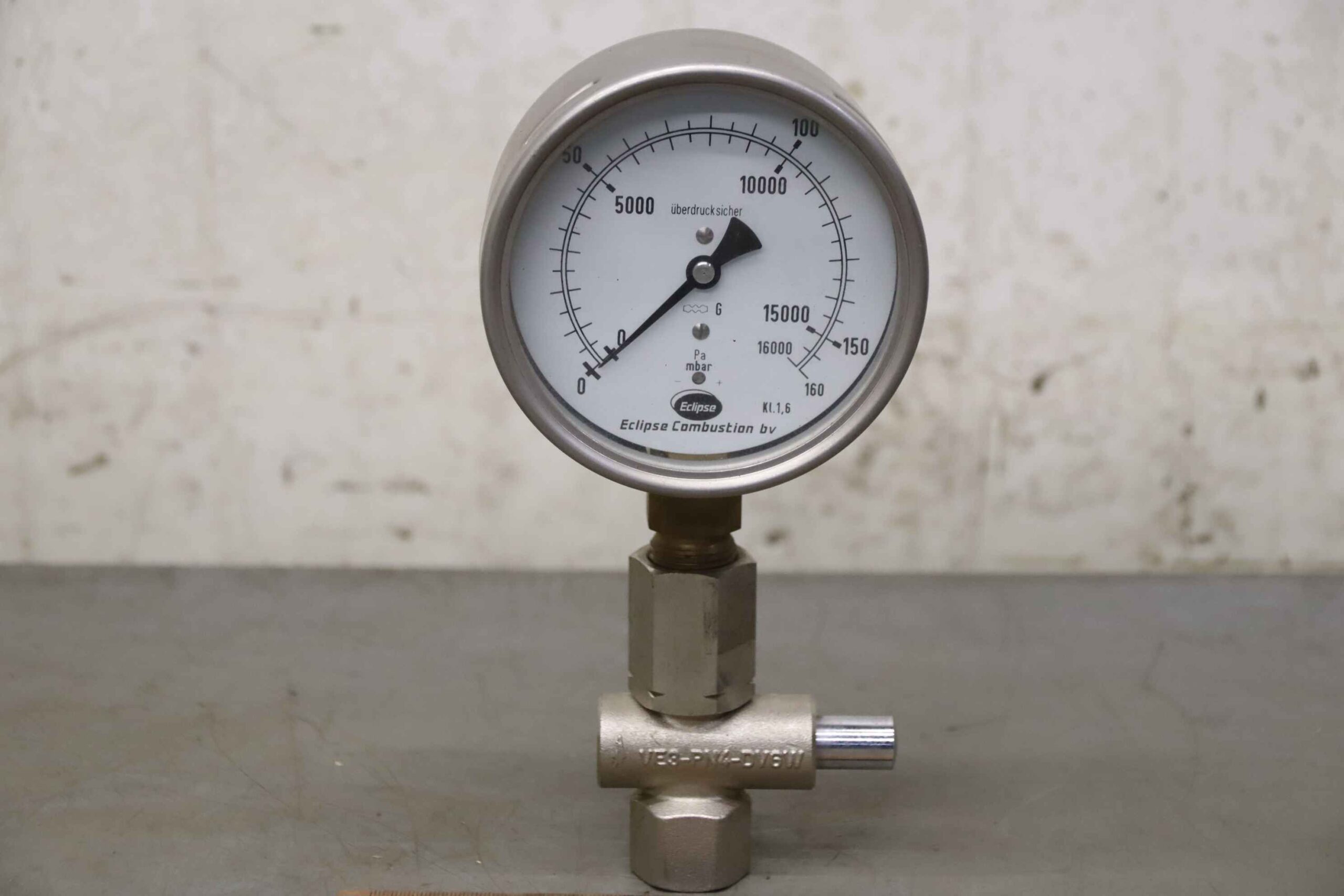 Manometer mit Druckknopfhahn von Eclipse - 0 bis 160 mbar VE3-PN-DVGW – Bild 3