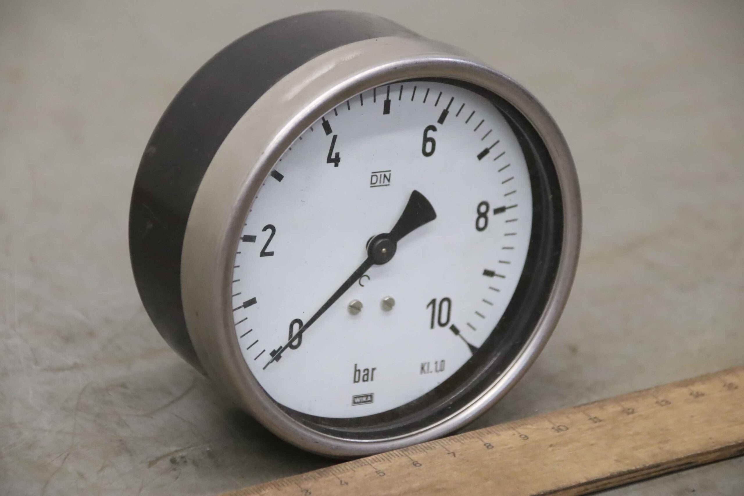Manometer von Wika - 0 bis 10 bar – Bild 2