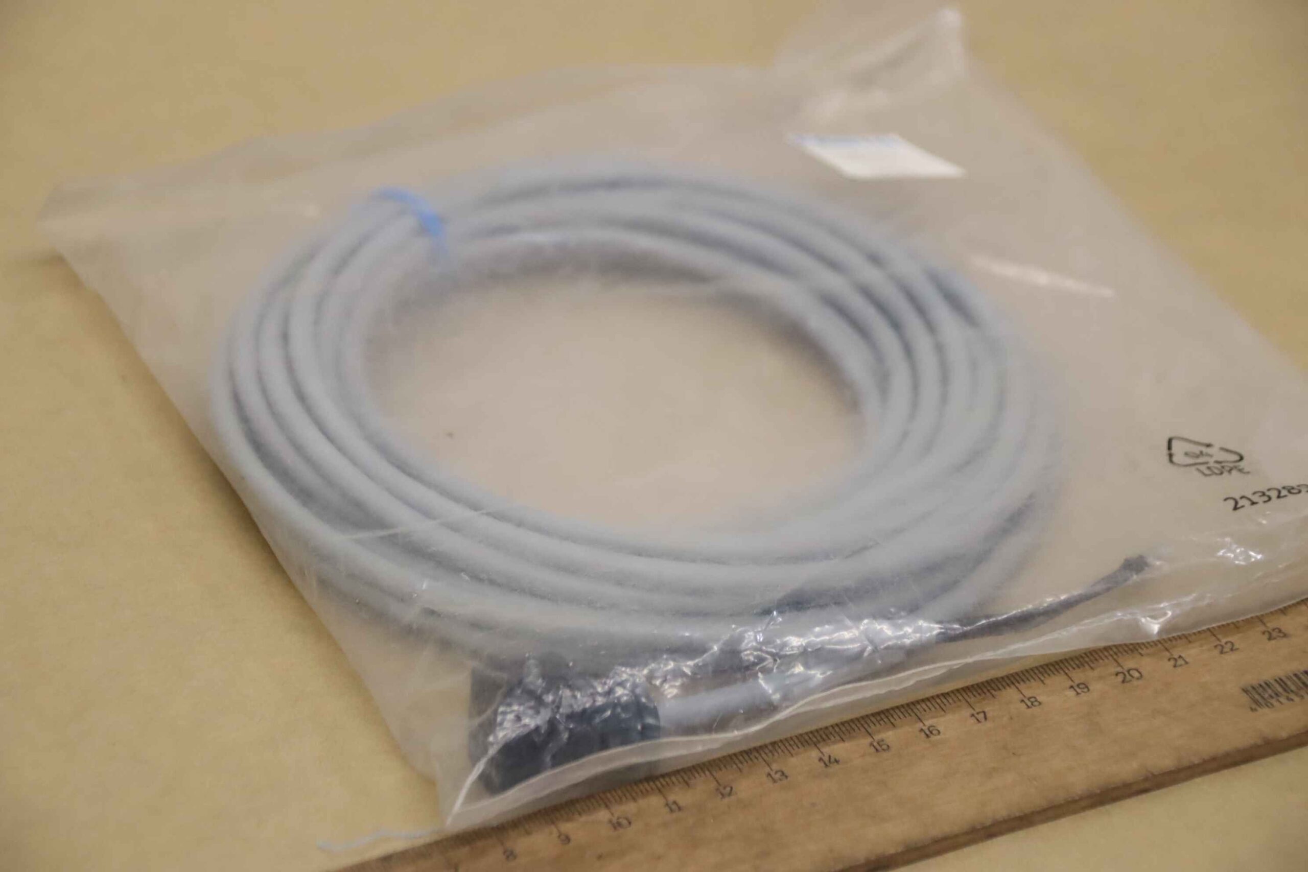 Steckdosenleitung von Festo - 30945 UN13 – Bild 2