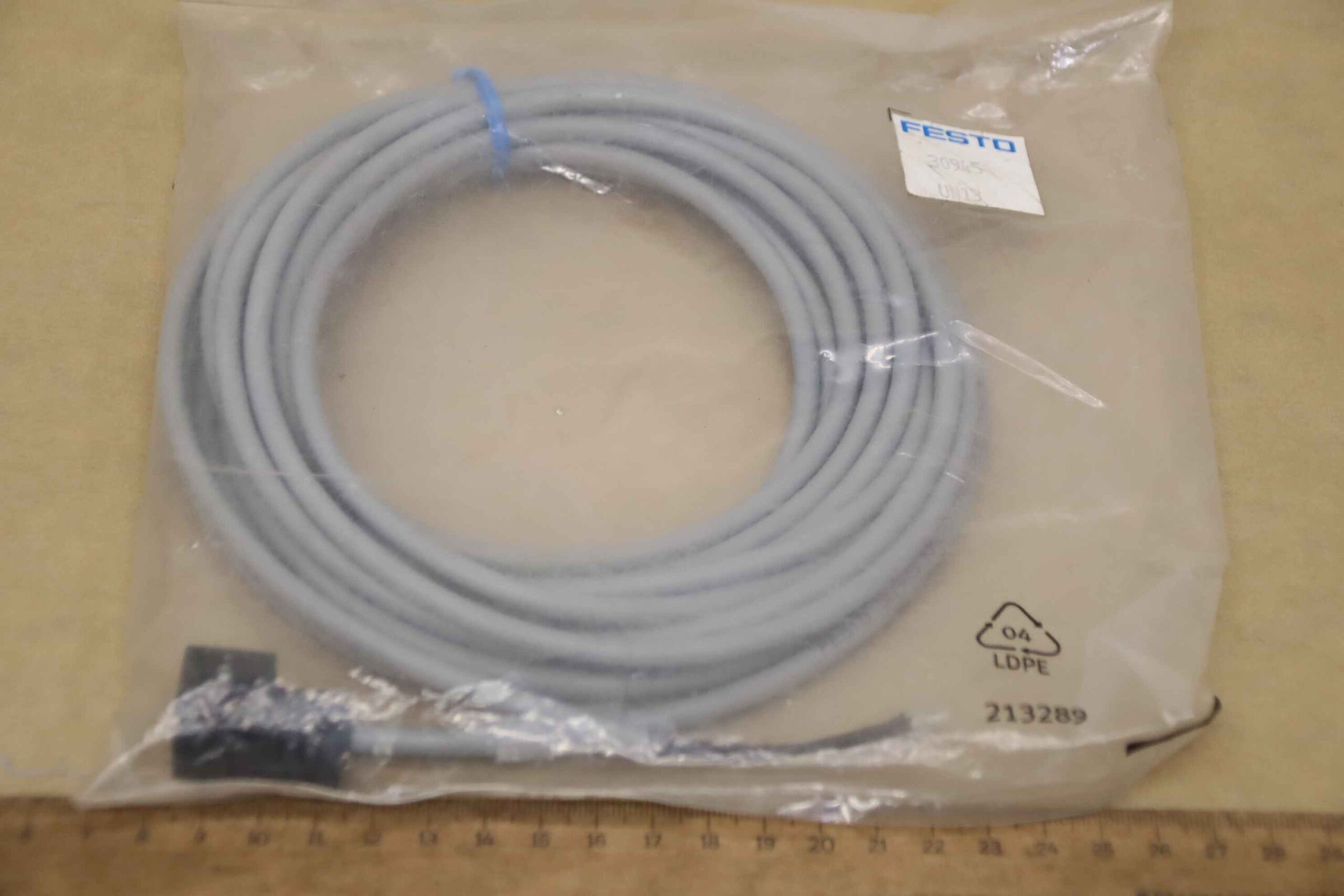 Steckdosenleitung von Festo - 30945 UN13 – Bild 3