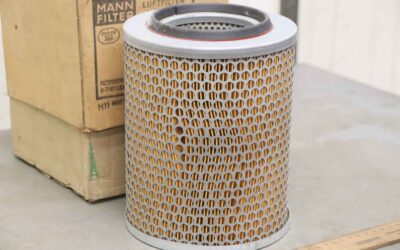 Alternative view of Luftfilter von Mann Filter - C 17 160