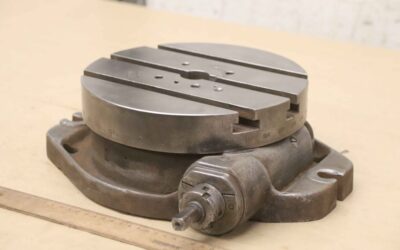 Rundtisch von unbekannt - Ø 235 mm