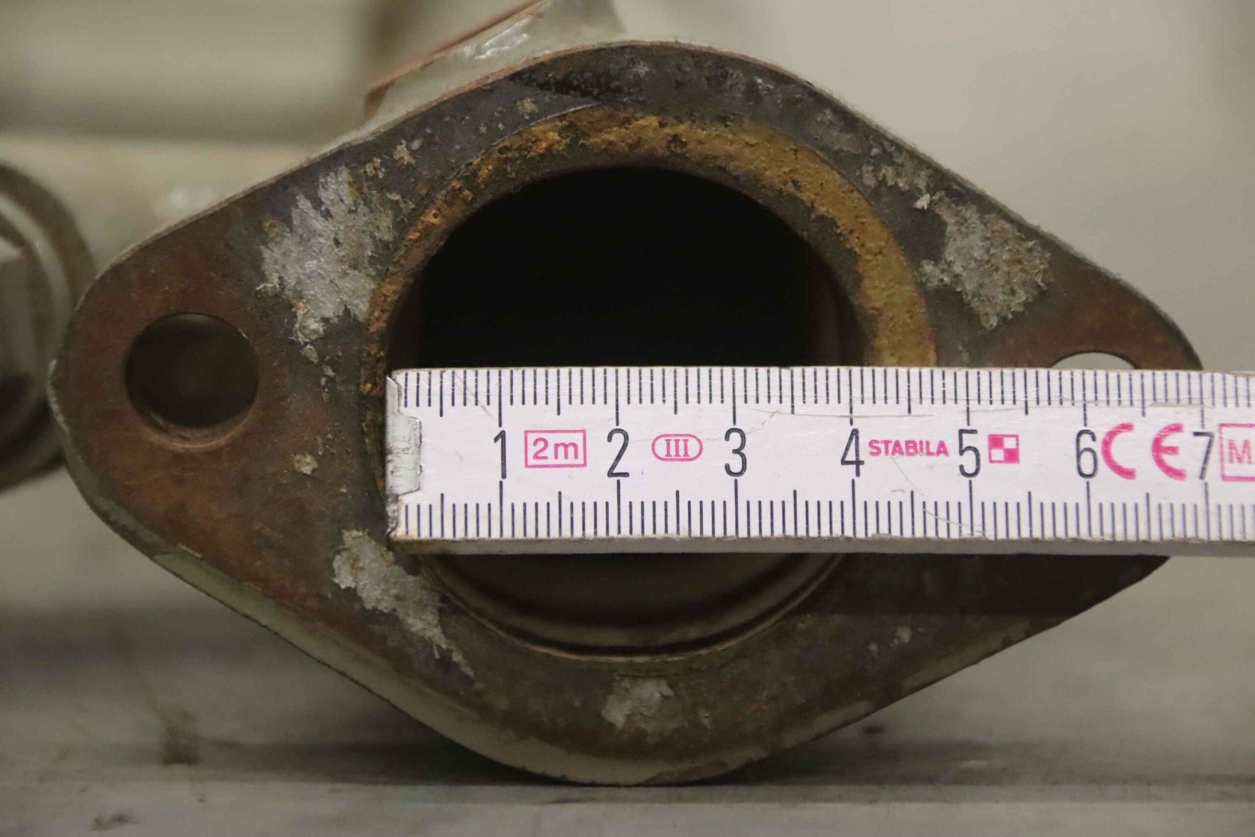 Krümmer Dieselmotor 16 Zylinder von Bosch MWM - 800/210/H70 mm RHS 518V16 – Bild 6