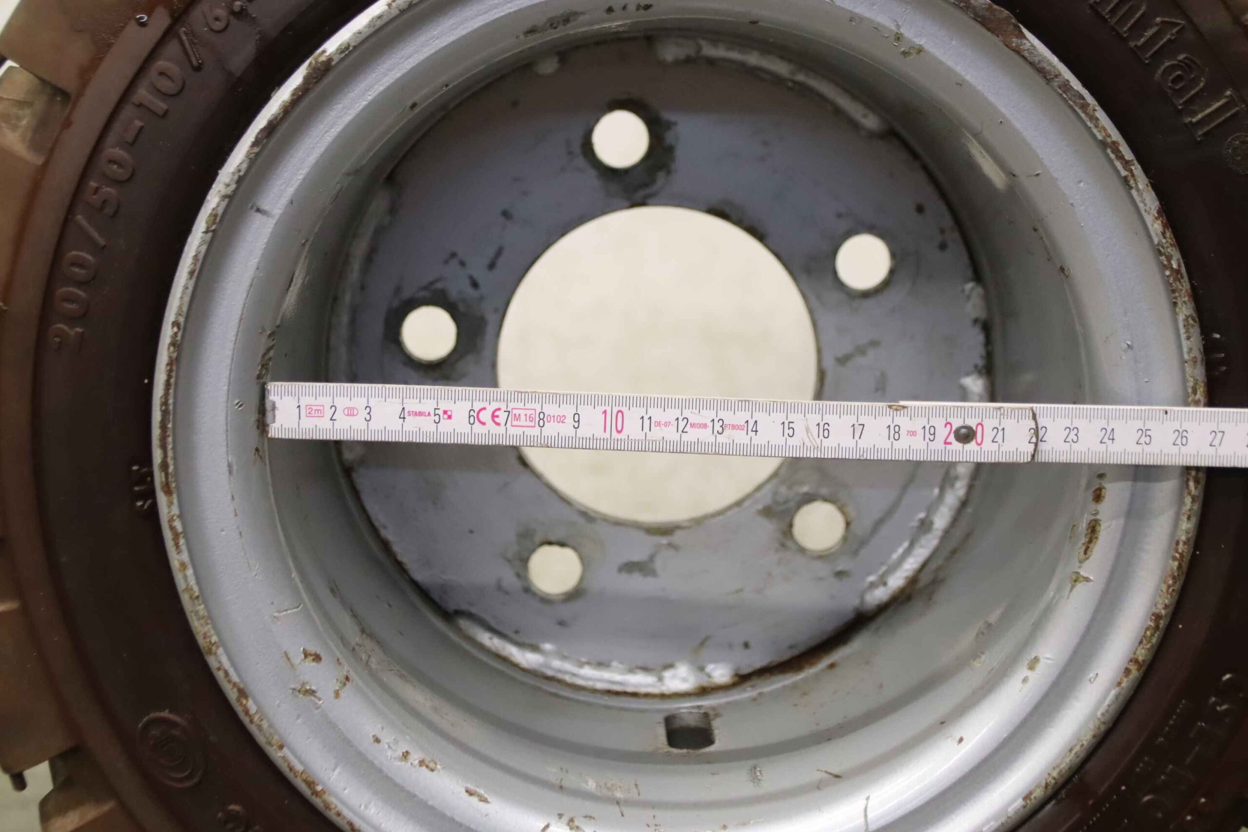 Vollgummi Reifen von Continental GSL - CSE-Robust SC 15 200/50-10/6.50 – Bild 11