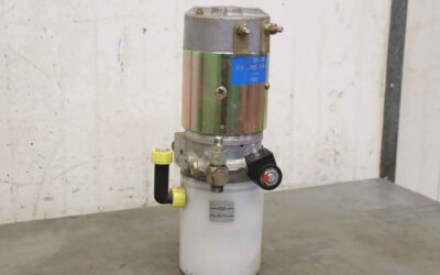 Alternative view of Hydraulikpumpe für Elektrostapler 24 V 2,2 kW von Bosch Jungheinrich - 0 542 015 191 / 1 547 220 535  ESE 320