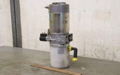 Hydraulikpumpe für Elektrostapler 24 V 2,2 kW von Bosch Jungheinrich - 0 542 015 191 / 1 547 220 524  ECE 20