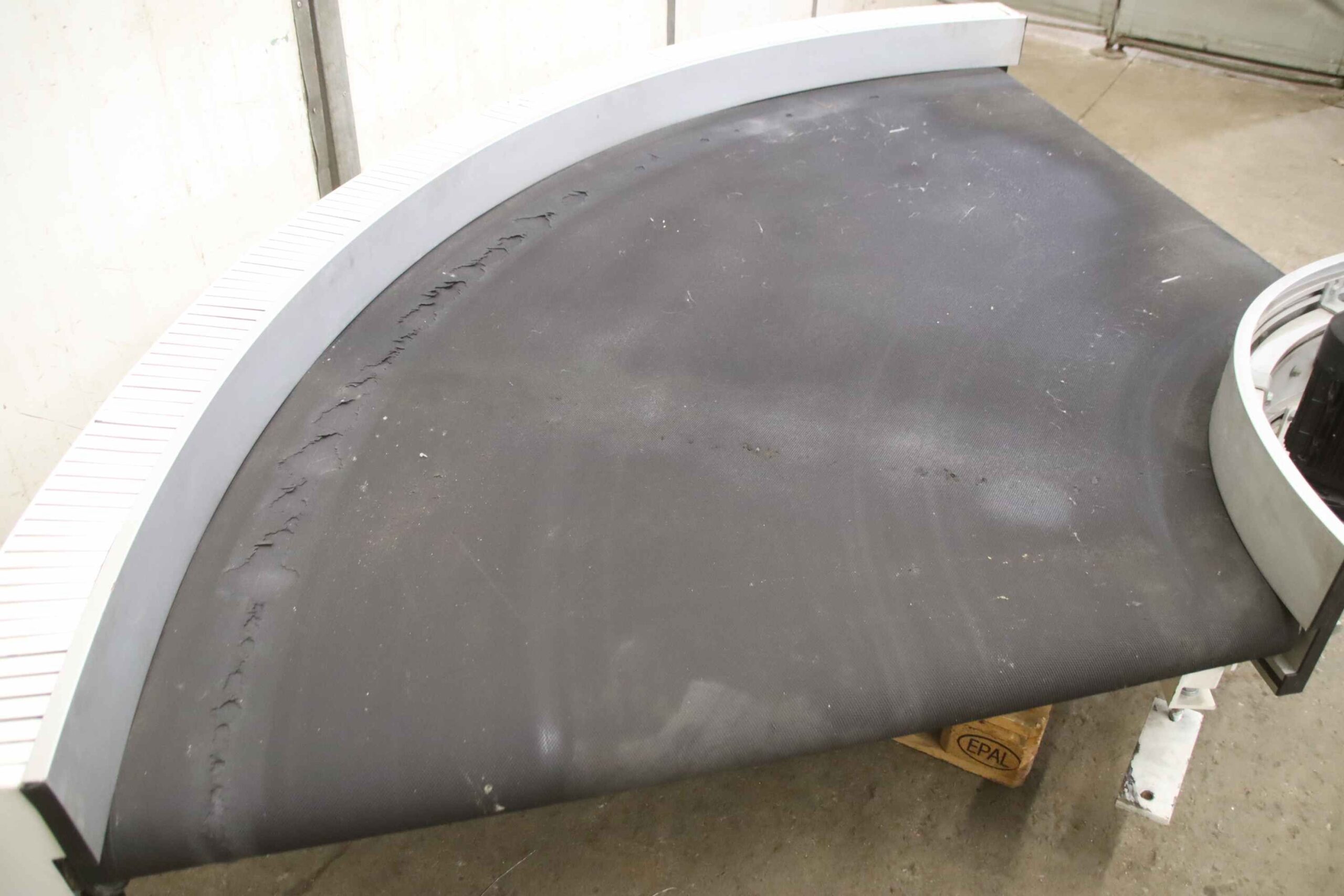 Kurvenförderband von Interroll - 4099/90°600/1220/re