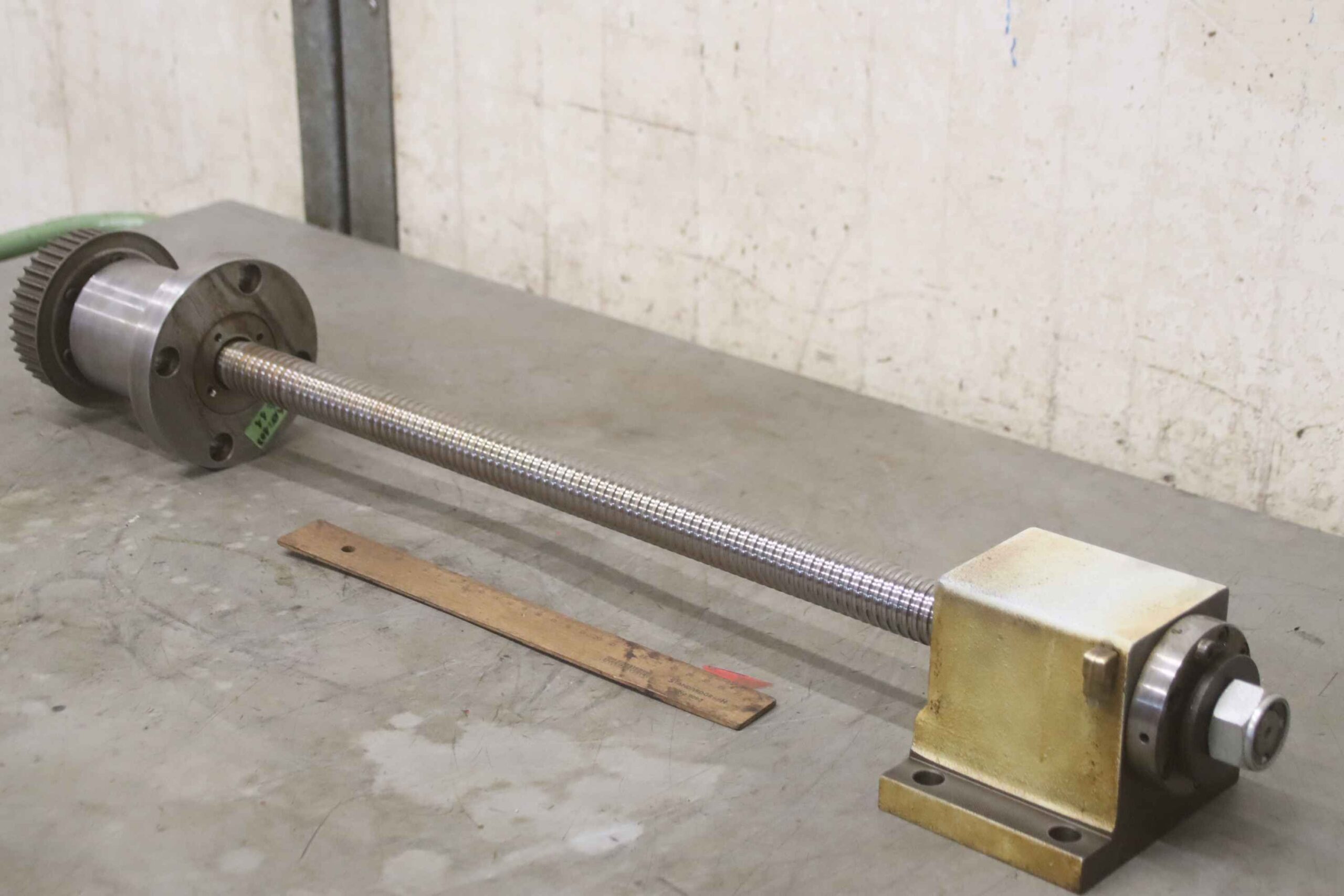 Kugelumlaufspindel von Mikron - WF 51C/155 540 mm