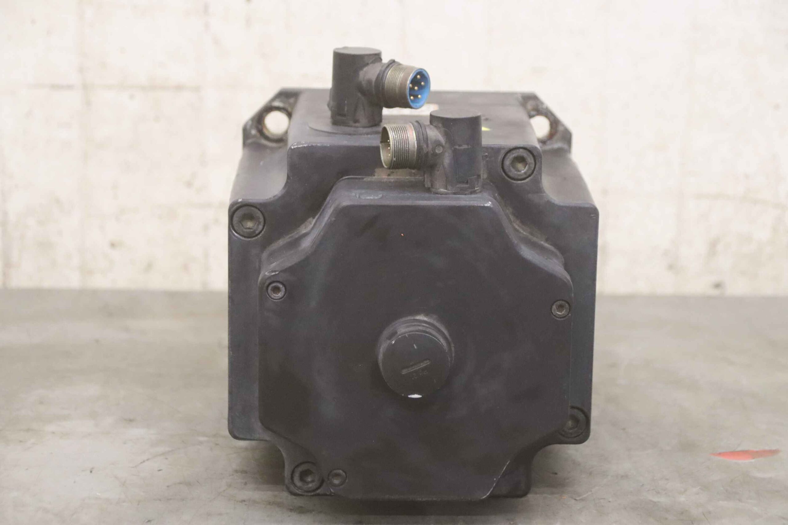 Servomotor von KUKA - 1FK6100-8AF91-1ZZ9-Z S49 – Bild 15