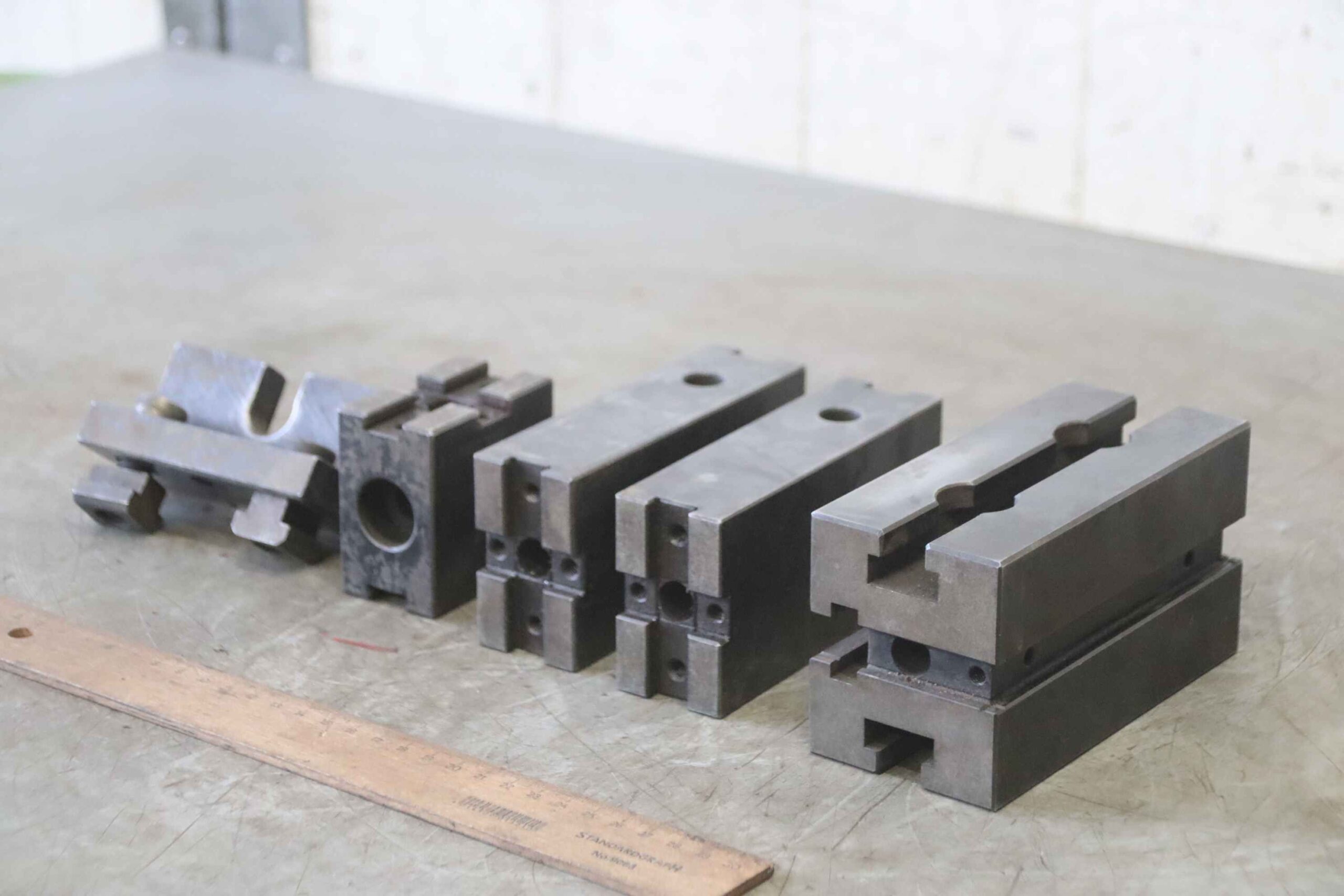 Spannwerkzeug 5 Stück von unbekannt - Nutbreite 14 mm