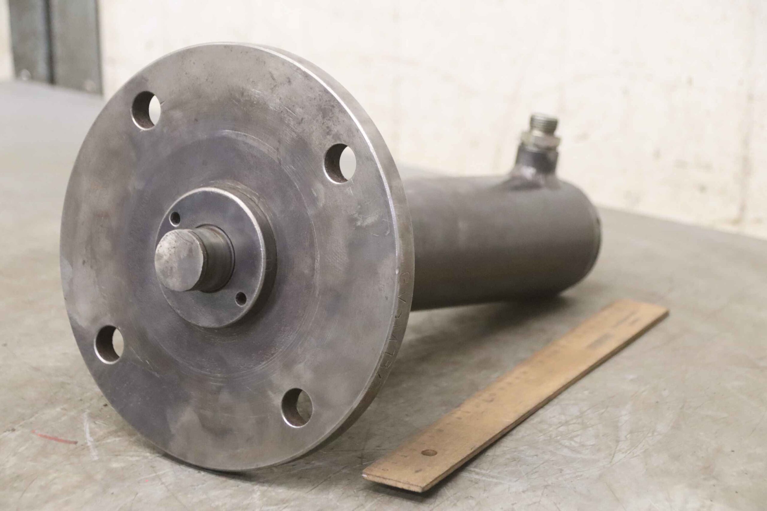 Hydraulikzylinder von unbekannt - Hub 195 mm