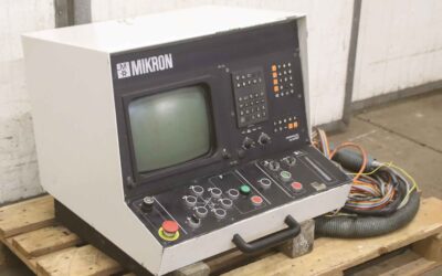 Alternative view of Bedienpult/CNC Steuerung von Heidenhain Mikron** - TNC 155  WF 51C/155